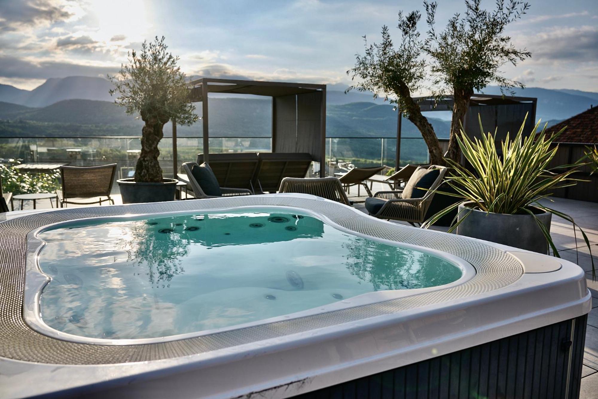 Das Panorama Designhotel Caldaro Luaran gambar